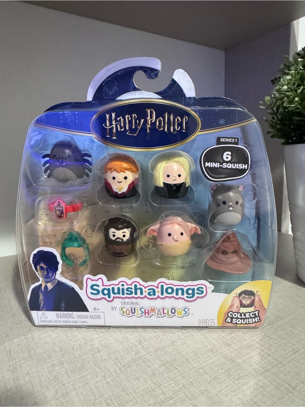 Warner Bros. Squish-a-longs Mini Squishmallows Toy Set - Multicolor